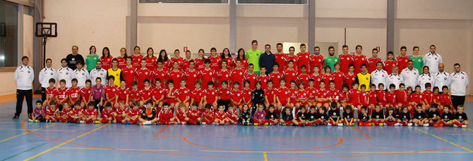 13-12-14.Fútbol sala. Presentación de 5 Coruña de fútbol sala.www.dxtbase.comFoto: Iago López