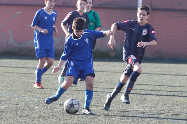 11.01.14.Futbol infantil. Deportivo B-Oza juvenil